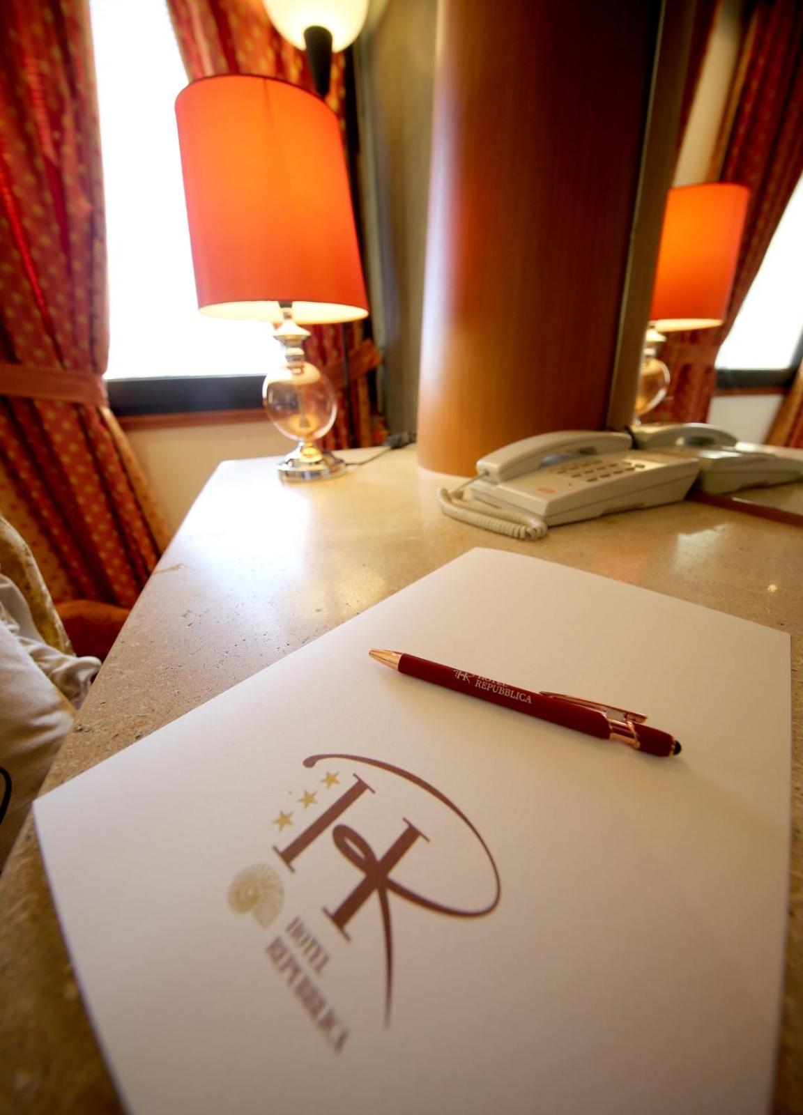 Hr Hotel Monfalcone Esterno foto