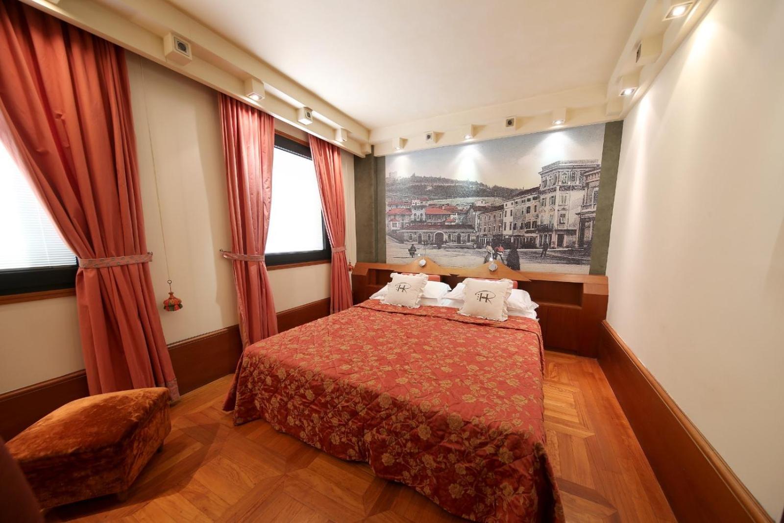Hr Hotel Monfalcone Esterno foto