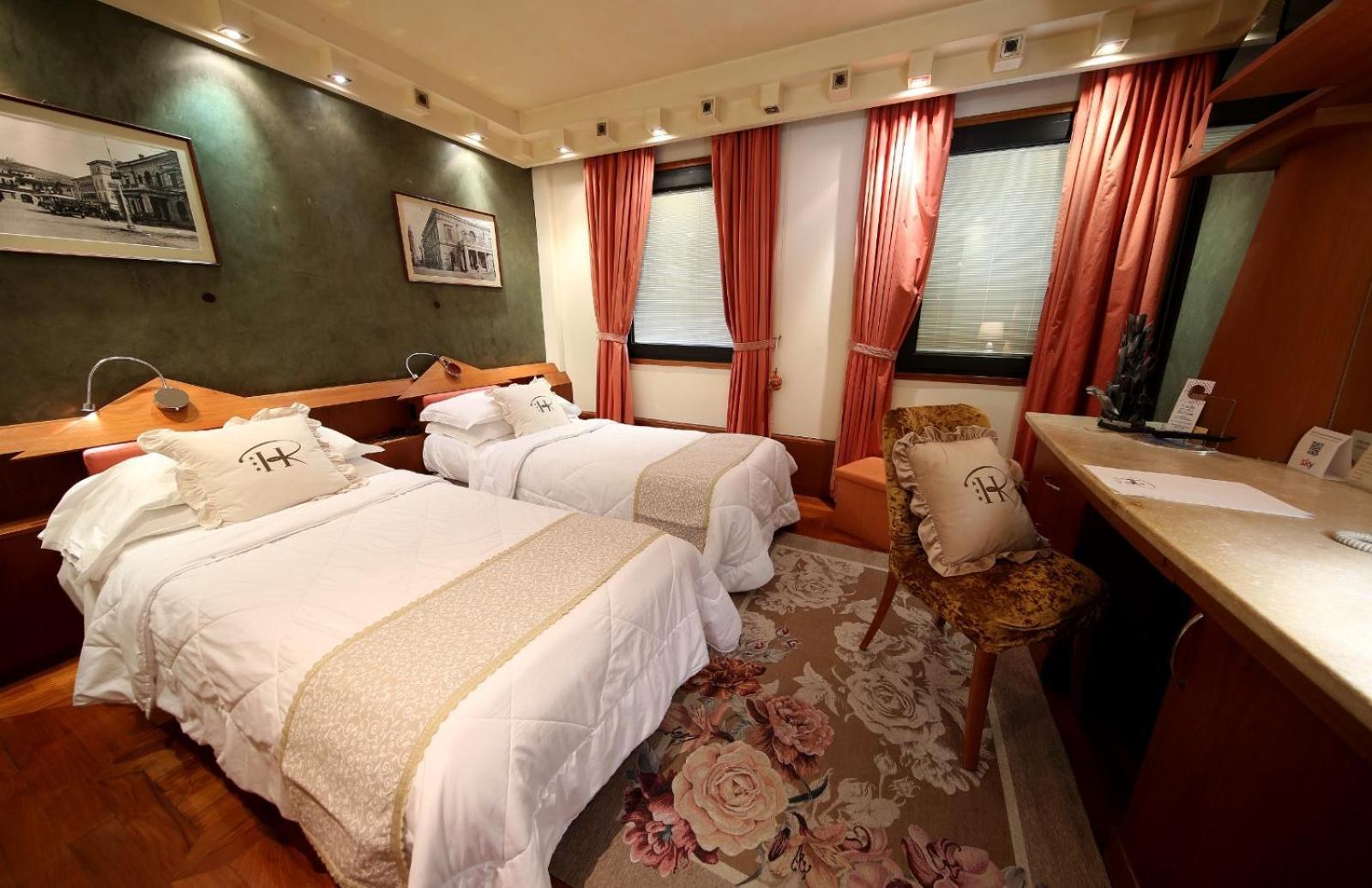 Hr Hotel Monfalcone Esterno foto